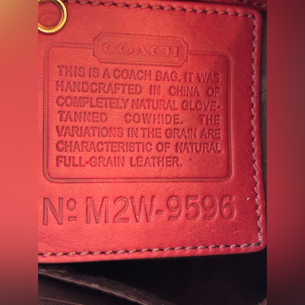 Coach Vintage Red Leather Shoulder Bag Y2K - Picture 9 of 15